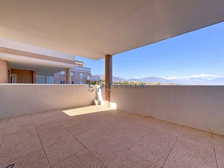 Location Appartement 2 pièces 40m² SARROLA CARCOPINO 20167 - Photo 5