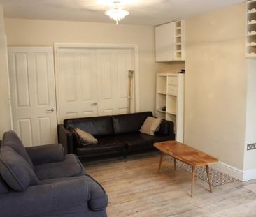 5 bedroom terraced house to rent - Photo 2
