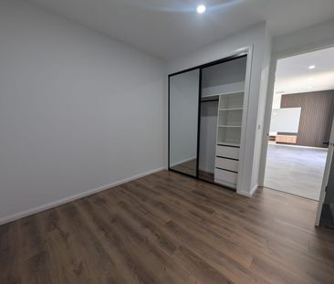 Brand New 5m from Craigieburn Village - Photo 3