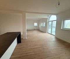 Penthousewohnung der Extraklasse! Erstbezug nach Kernsanierung- top... - Photo 2