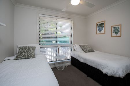 Fabulous Fully Furnished Unit! - Photo 3