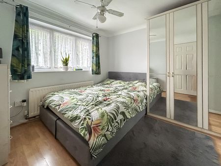 Spencers Croft, CM18, Harlow - Photo 4