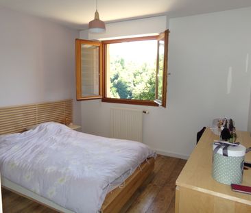 CHAMBERY LE VIEUX T2 AVEC TERRASSE ET GARAGE – ref 380 - Photo 4