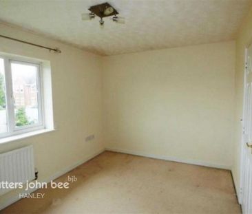 2 bedroom semi-detached house to rent - Photo 1