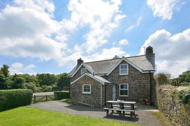 School House, Walwyns Castle, Haverfordwest, SA62 - Photo 1