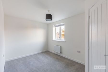 Mostyn Street, Wellingborough - Photo 5