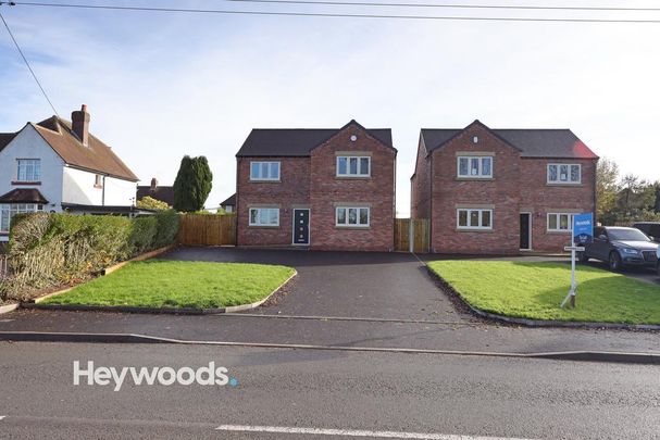 4 bedroom detached house to rent - Photo 1