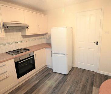 2 bedroom semi-detached house to rent - Photo 6