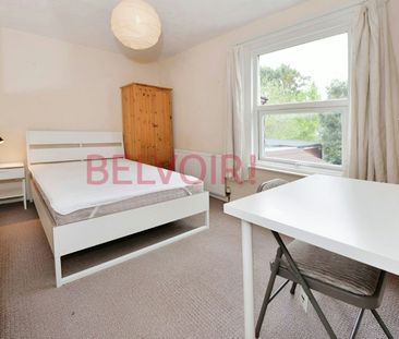 Terraced House to rent on - Photo 2