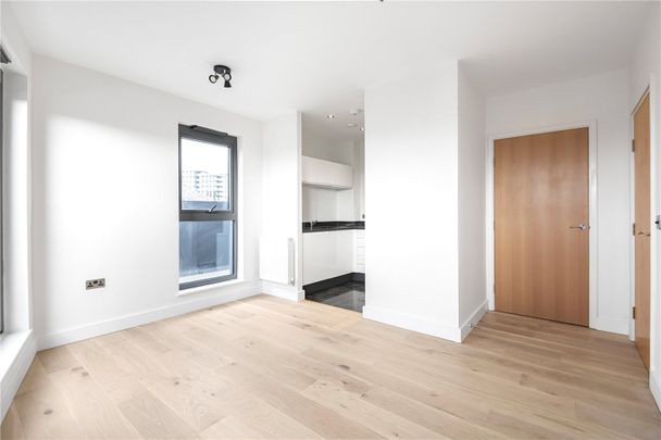 Green Lanes Walk, London, N4 2GA - Photo 1