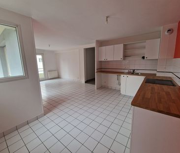 Location Appartement 3 pièces 64m² - Photo 3