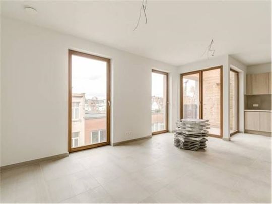 Appartement te huur - Photo 1