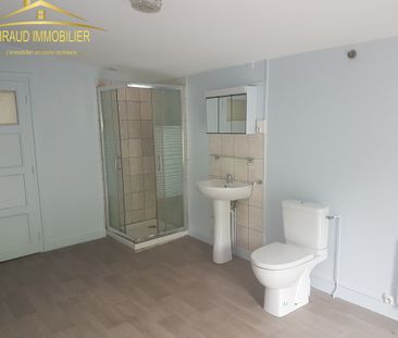 Location Maison 5 pièces 123m² MARS 42750 - Photo 2
