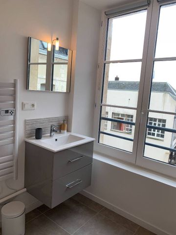 Beau studio meublé de 25,42m² à la location, rue Beauvoisine à Rouen, 585€ charges comprises - Photo 5