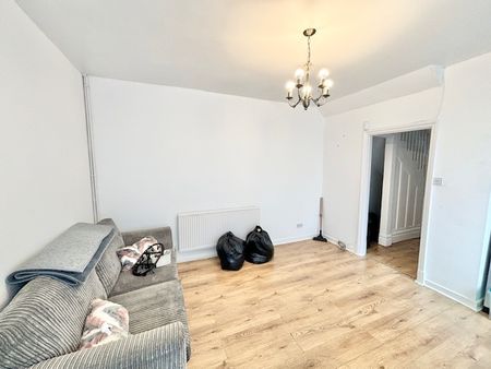 Alexandra Road, Gorseinon, Swansea - Photo 4