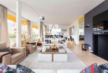 Impresionante ático en alquiler con parking en Pedralbes, Barcelona