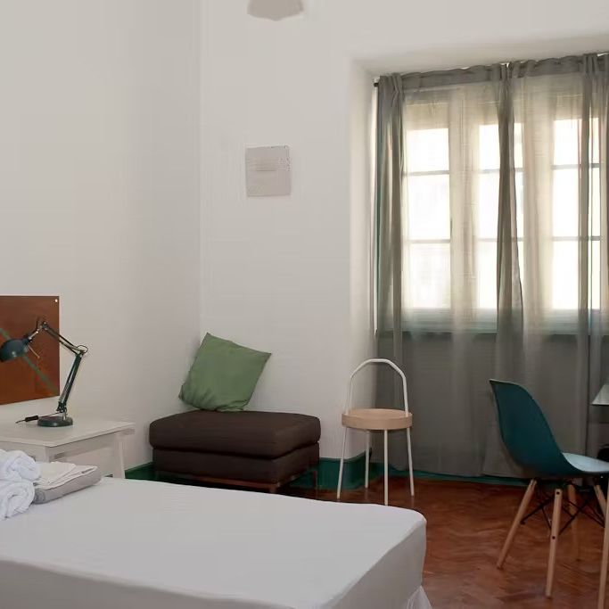 Alameda Dom Afonso Henriques, Lisbon, Lisbon 1900-180 - Photo 1