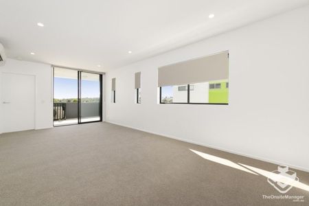 2 bed, 2 bath fully air con avail 13/11 - Photo 4