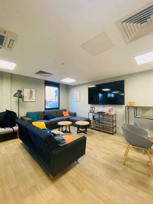 Large High Double Studio - Photo 1