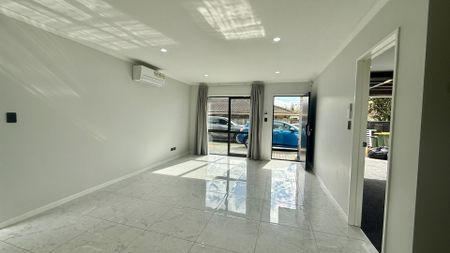 Four Beds Townhouse with 2 parking - Photo 5