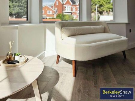 Scarisbrick New Road, Southport, PR8 - Photo 2