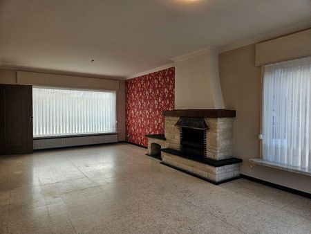 Ruime gezinswoning met 4 slaapkamers in Balen-Hulsen! - Photo 3