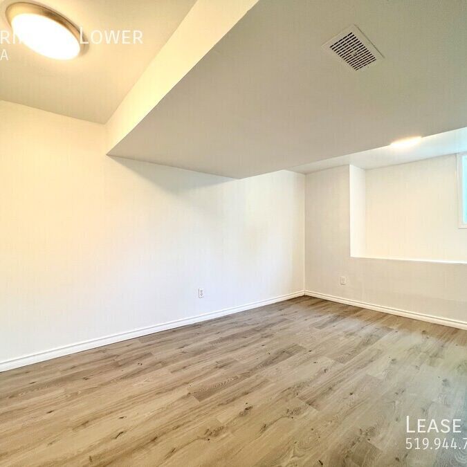 2 Bed 1 Bath Lower Unit Close to University with Private Laundry and ALL INCLUSIVE RENT - Photo 1