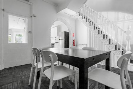 Darlington - Photo 4