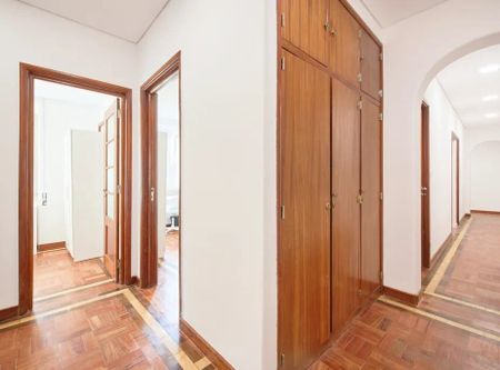 Rua Fialho de Almeida, Lisbon, Lisbon 1070 - Photo 4