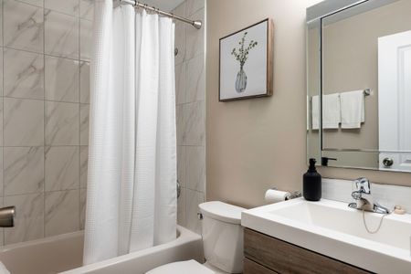 Franklin Manor Apartments - PARKING SPACE, WATER & HEAT INCLUDED, HYDRO EXTRA - Photo 4