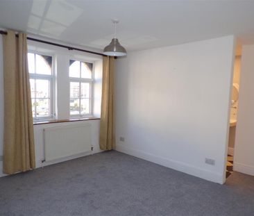 2 bedroom property to rent - Photo 3