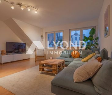 Geräumige Dachgeschosswohnung mit Sonnenbalkon im Herzen von Hamm! - Photo 2