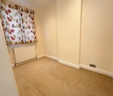 Semi Detached House - Photo 5