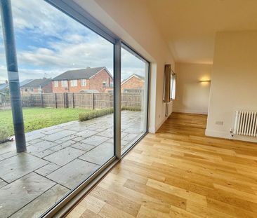 4 bedroom detached house to rent - Photo 1