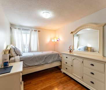 For Lease - 25 Hun Crescent, Toronto, Ontario - Photo 5