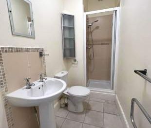 1 bedroom property to rent in Blackpool - Photo 6