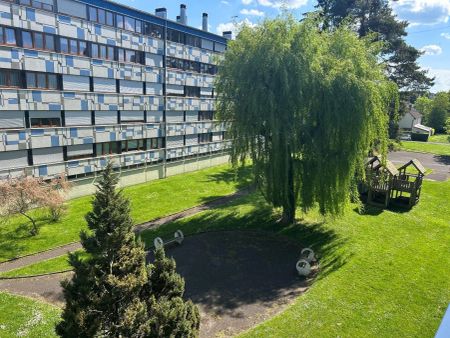 Appartement à louer 5 pièces 84.35m² - Photo 2