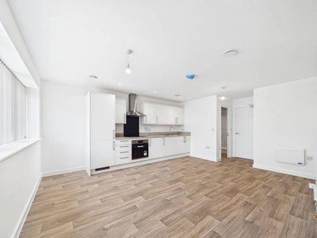 Phoenix Court, Hawkins Road, Colchester, CO2 8ZE - Photo 3