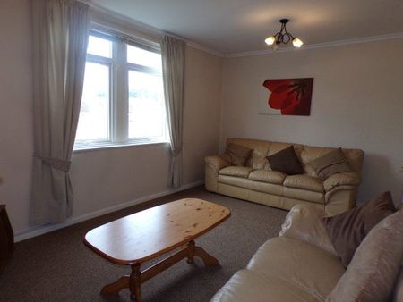 Metchley Drive, Birmingham, B17 - Photo 2