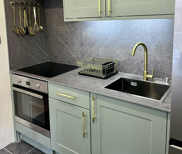 2 bedroom terraced house to rent - Photo 1