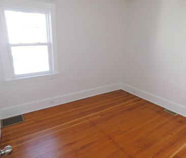FOR RENT – 3207 Agricola Street, APT #2 (Upper Unit), Halifax, Nova... - Photo 3
