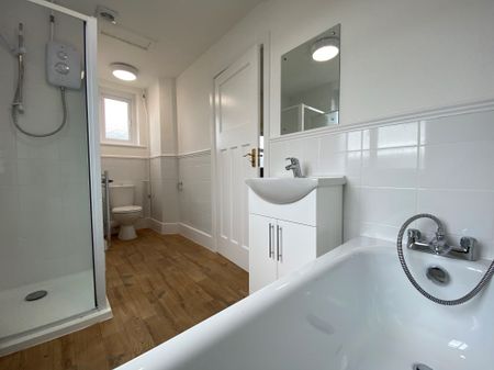 3 bedroom house to rent North Road, Poole, BH14 - Photo 3