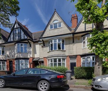 1 bedroom in a house share to rent - Photo 2