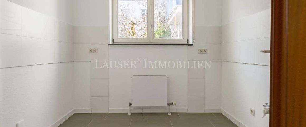 Helle 4-Zimmer-Wohnung mit Balkon in S-Hoffeld - Photo 1