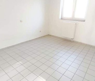 Appartement te huur in Charleroi voor € 795 met 2 slaapkamers - Foto 1