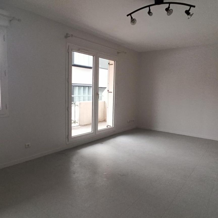 Location Appartement 1 pièce 33m² ARPAJON 91290 - Photo 1