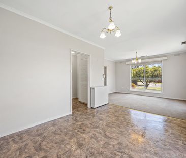 Affordable Three Bedroom Home In Sought After Location! - Photo 5