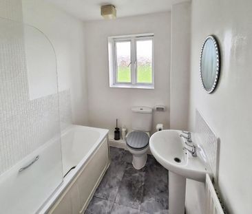 2 bedroom apartment to rent - Photo 6