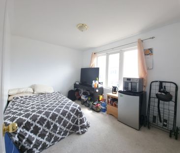 For Lease - 63 Lorenzo Circle, Brampton, Ontario - Photo 6