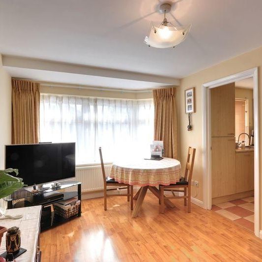 2 Bed Flat, Canterbury Road, HA1 - Photo 1